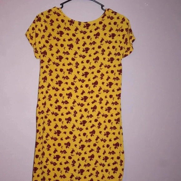 Forever 21 Floral Tunic - Picture 15 of 16